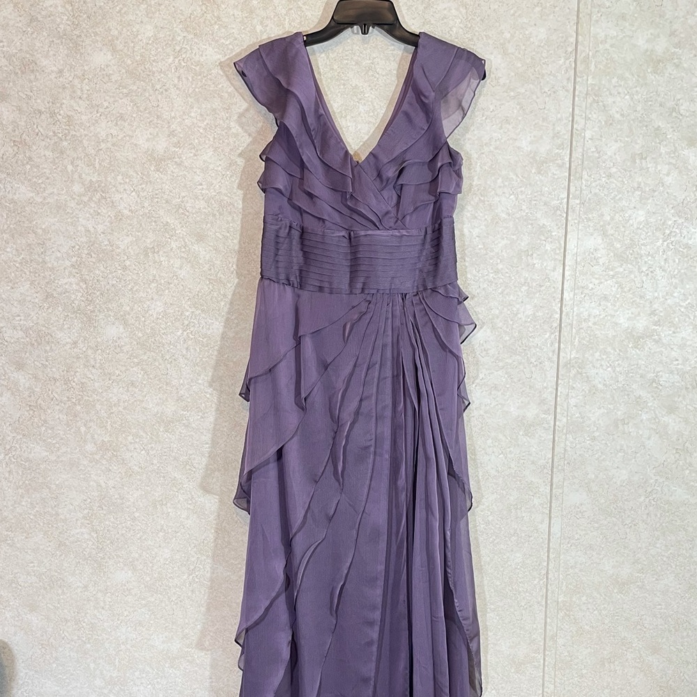 ADRIANNA PAPELL Tiered Shuttered Ruffle Formal Maxi Long Dress Sz 12 Purple